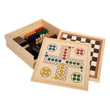 Pequeños Clásicos: 7 Juegos de Mesa de Madera