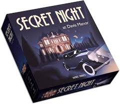 Noche Secreta en Manor Davis: Juego de Misterio