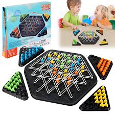 Trigger: Juego de Mesa con Gomas y Clavijas Triangulares