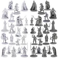 Path Gaming: Town Folks - Set de 40 Miniaturas para Mesa