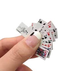 Juego de Mini Cartas: 54 Tarjetas en 3 Piezas