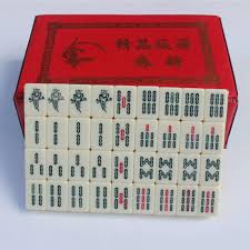 Juego de Mesa Mahjong Chino Tallado a Mano