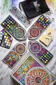 Sagrada: Juego de Mesa Creativo y Artístico